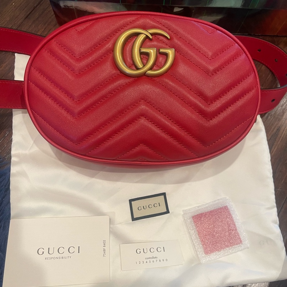 NWT Brand New Gucci GG Marmont Apollo Belt Bag Red Size 85 Women’s